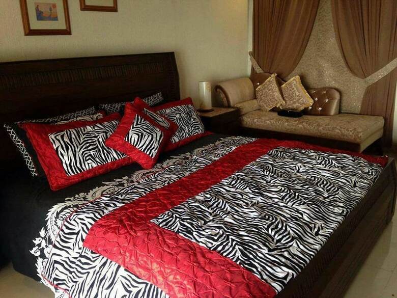 Hotel Bhurban Continental Golden Suite