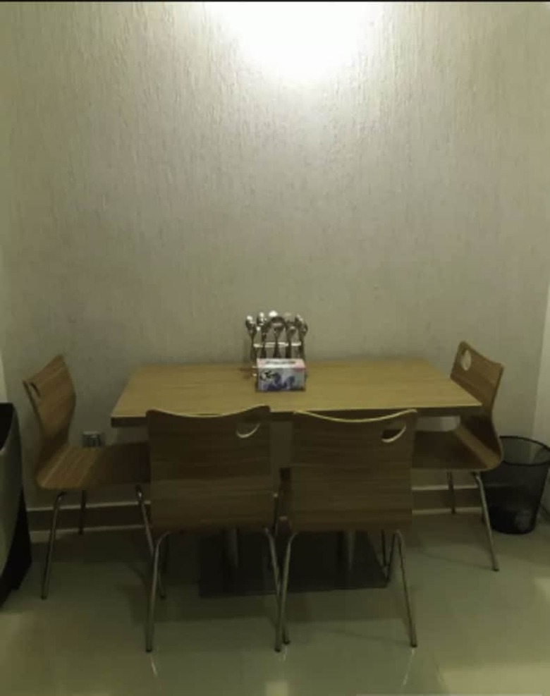 Hotel Bhurban Continental Golden Suite