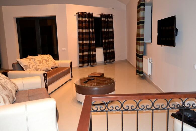 Villadzor Apart Hotel