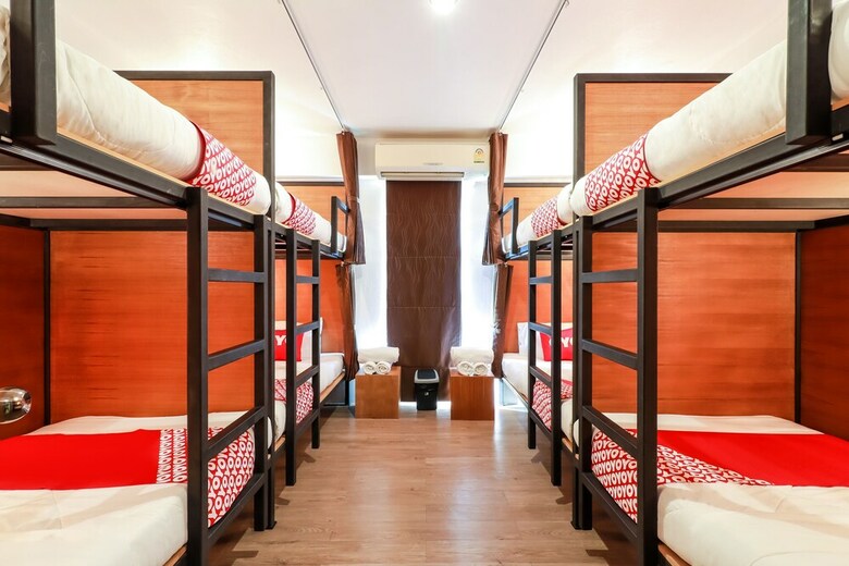 Hostal Oyo 489 Yak Hostel