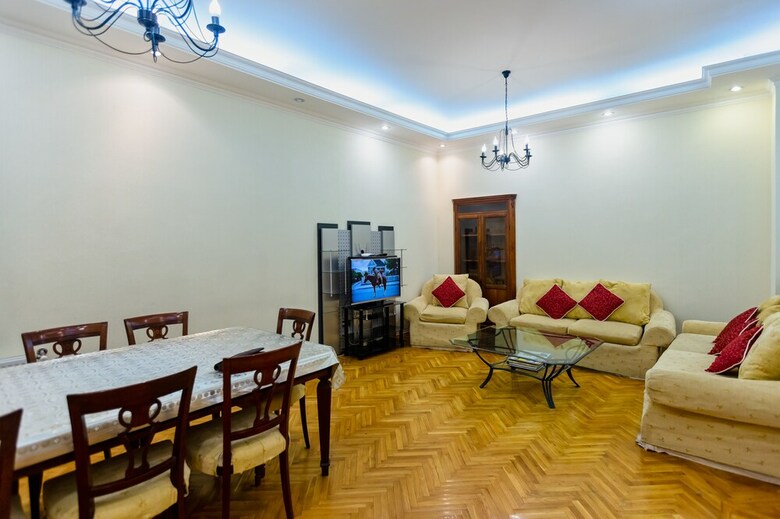 Aparthotel Boulevard Apartments& Residences