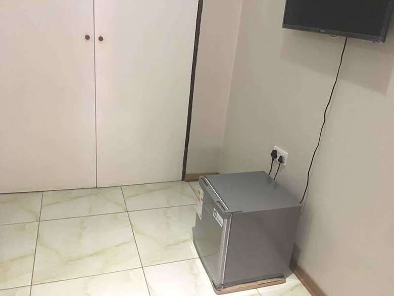 Hotel Eagle Suites Guest House
