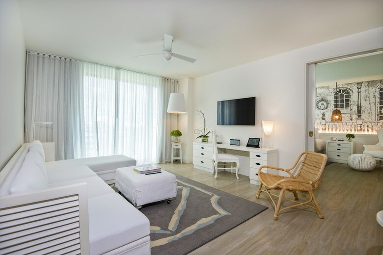 Hotel Sls At Baha Mar
