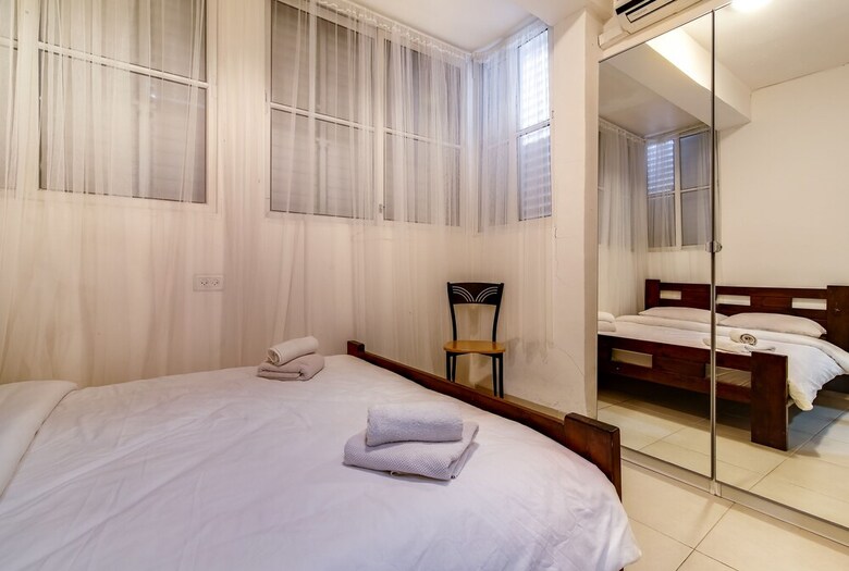 Central Apartment Next To Dizengoff St.