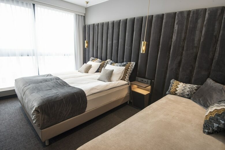 Hotel B14 Apartments & Rooms