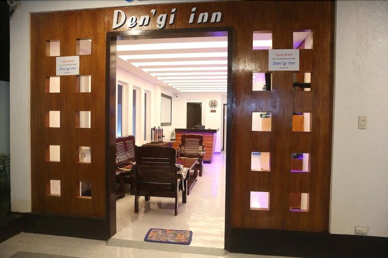 Hotel Den'gi Inn