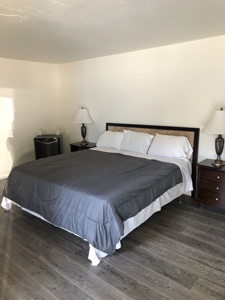 Kings Lodge Motel