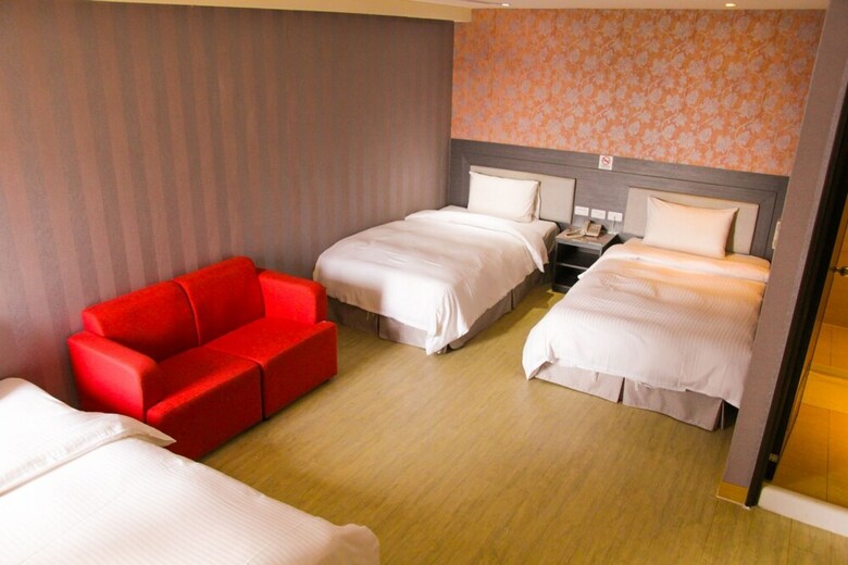 E Hotel