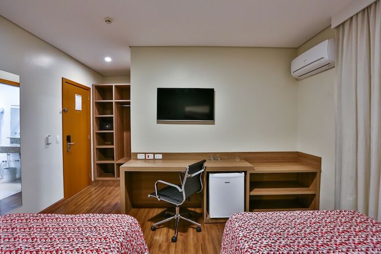Comfort Hotel Mogi Gua�u