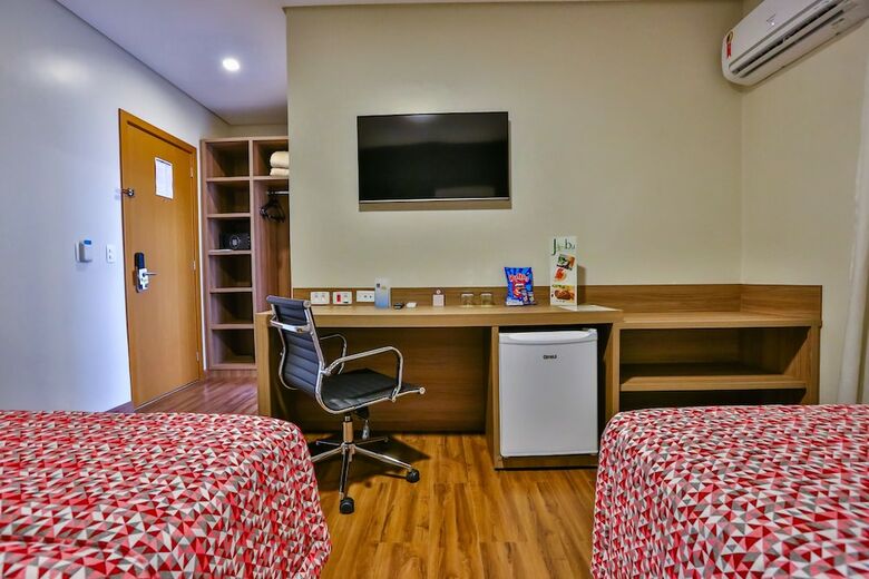 Comfort Hotel Mogi Gua�u