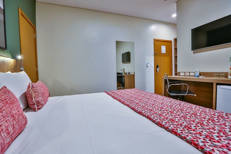 Comfort Hotel Mogi Gua�u