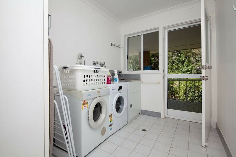 Apartamentos Sandy Point Road, 151