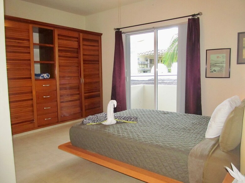 Arcoiris Family Condos By Playa Paradise