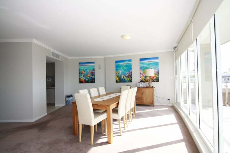 Apartamentos Oasis, Unit 11/5 Laman Street