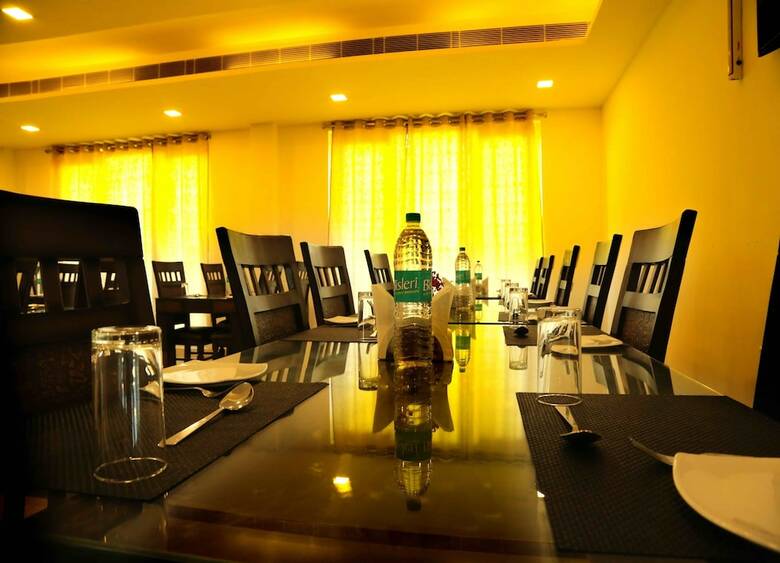 Hotel Queens Inn