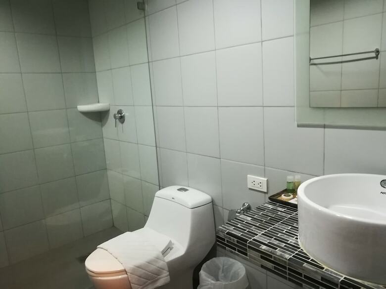 Hotel Shooters Guesthouse