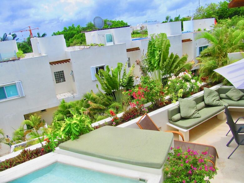Bosque De Los Aluxes Condos With Private Pool By Ppr