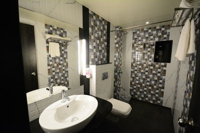 Hotel 24 Seven