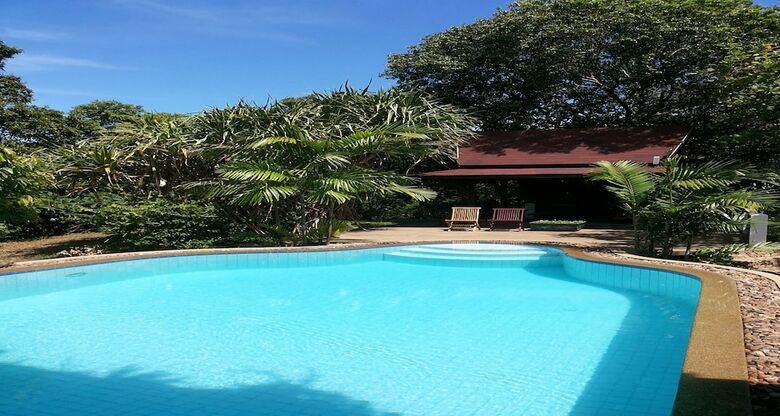 3 Bedroom Seaview Villa Leila