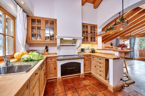 Hostal Hotel F�hrenhof Garni