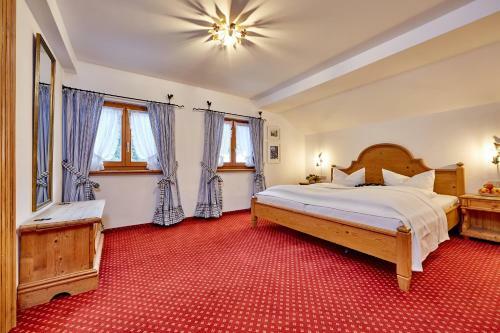 Hostal Hotel F�hrenhof Garni