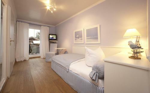 Hostal Hotel F�hrenhof Garni