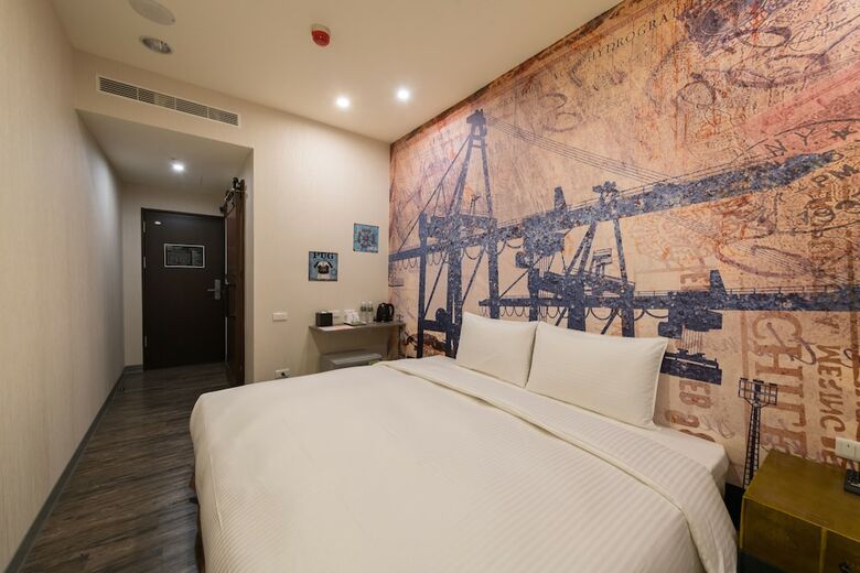 Skyone Hotel