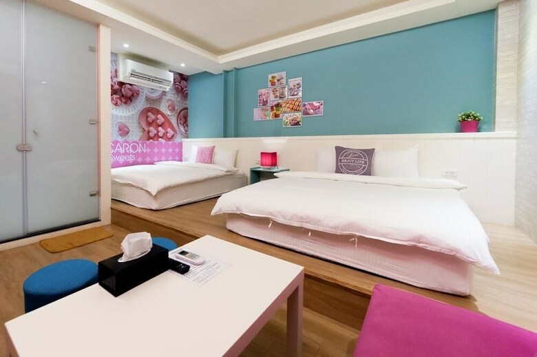 Hotel Gun And Rose