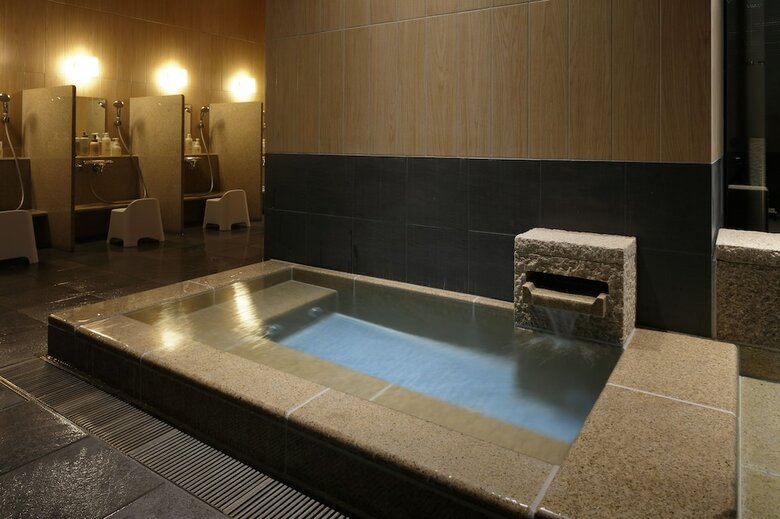 Candeo Hotels Tokyo Shimbashi