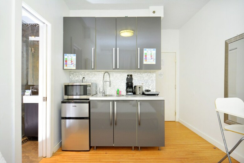 Aparthotel 335 Ocean Walk Apartments