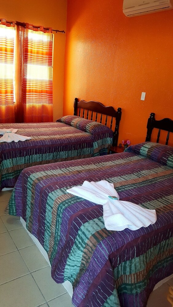 Hotel Anchorage Beach Resort