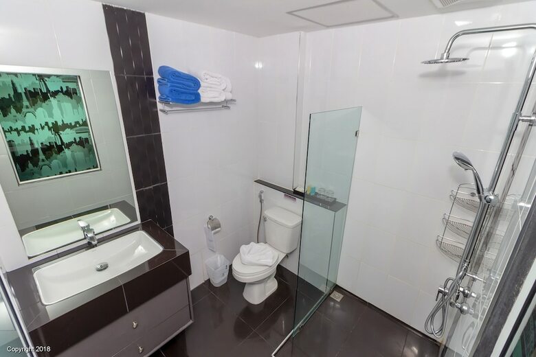 Modern Living Hotel