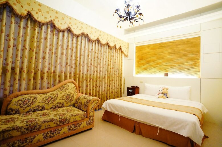 Hotel Ola House