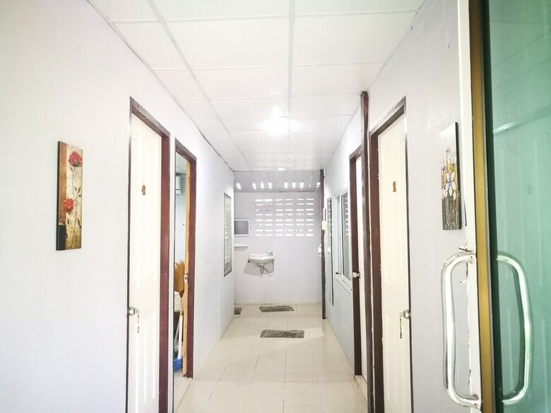 Hotel Kru Guesthouse