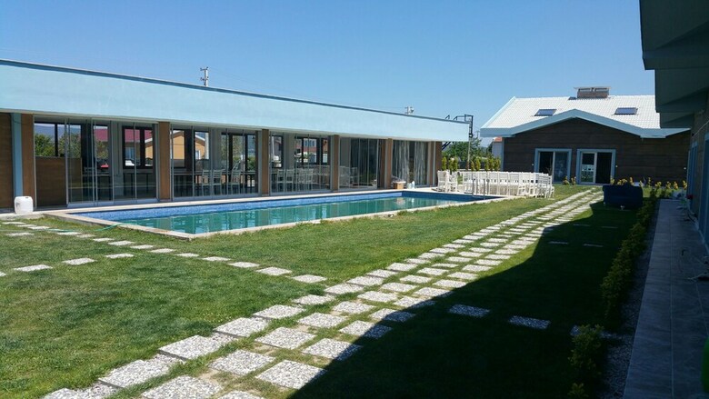 Hotel La Vida Otel