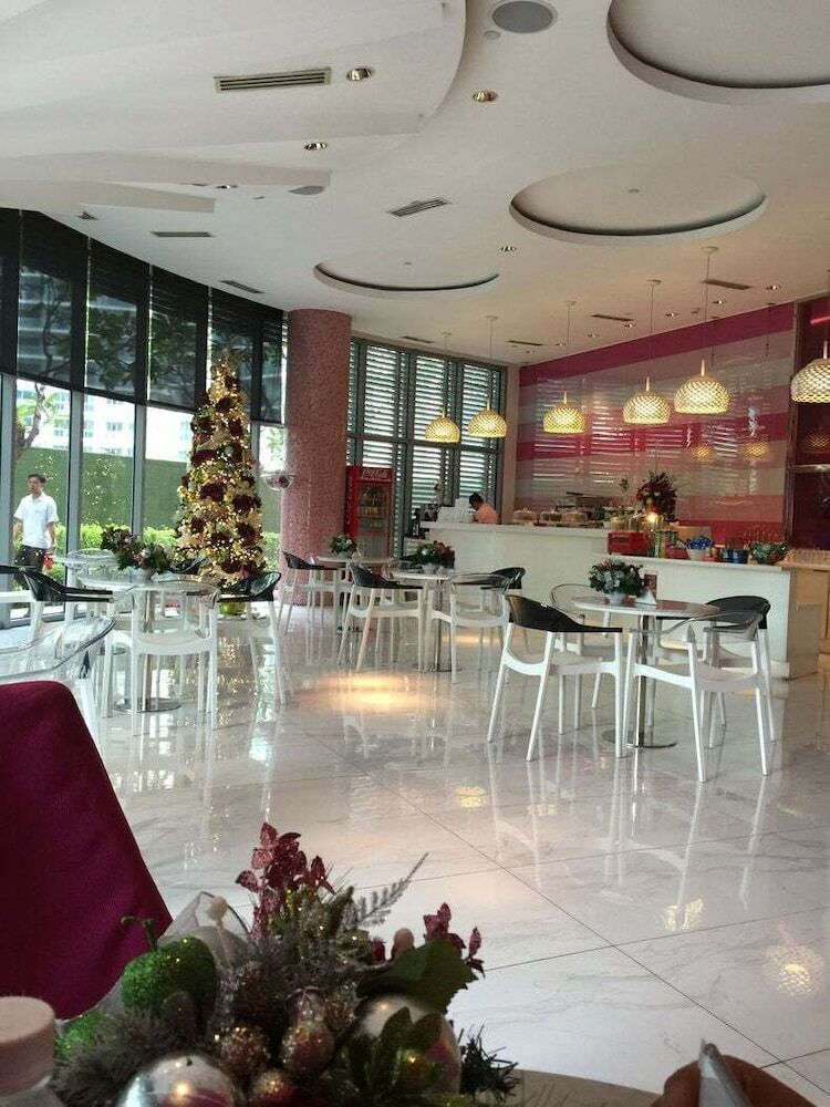 Aparthotel Azure Urban Resort Residences