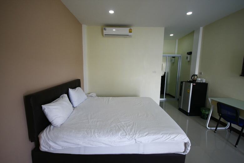 Charoensuk Grand Hotel