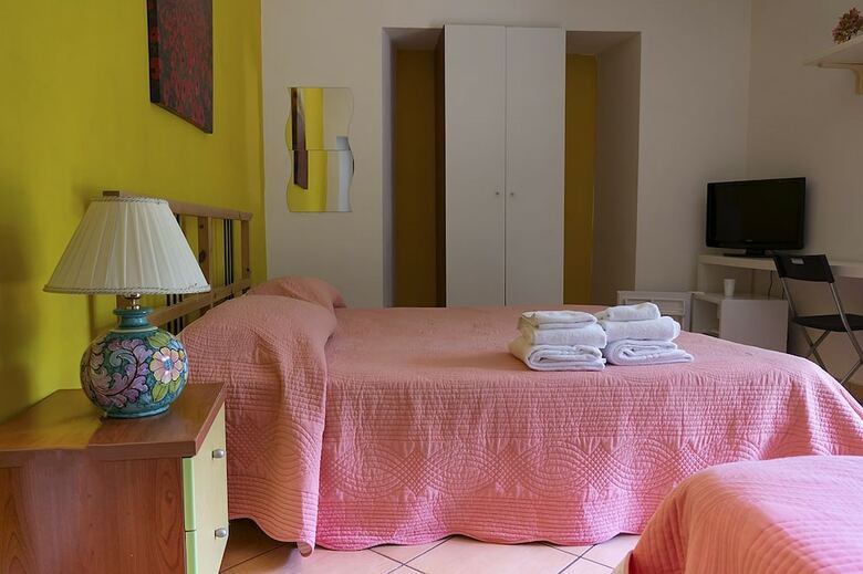 Bed & Breakfast La Cascata (Palazzo Pellegrino)