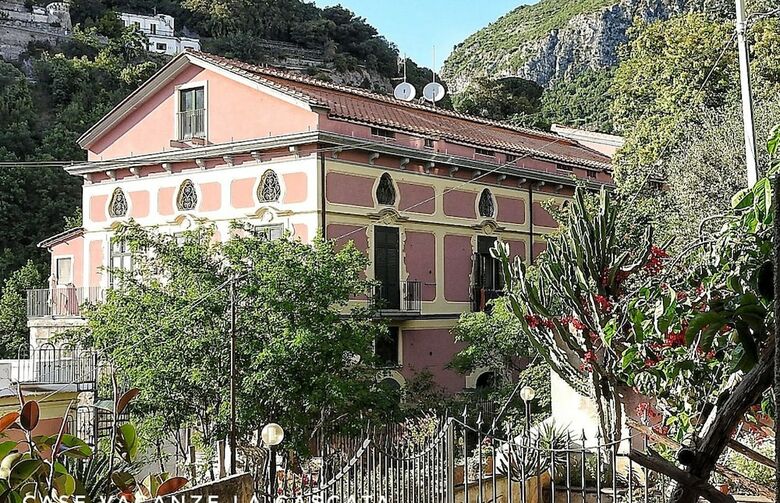 Bed & Breakfast La Cascata (Palazzo Pellegrino)