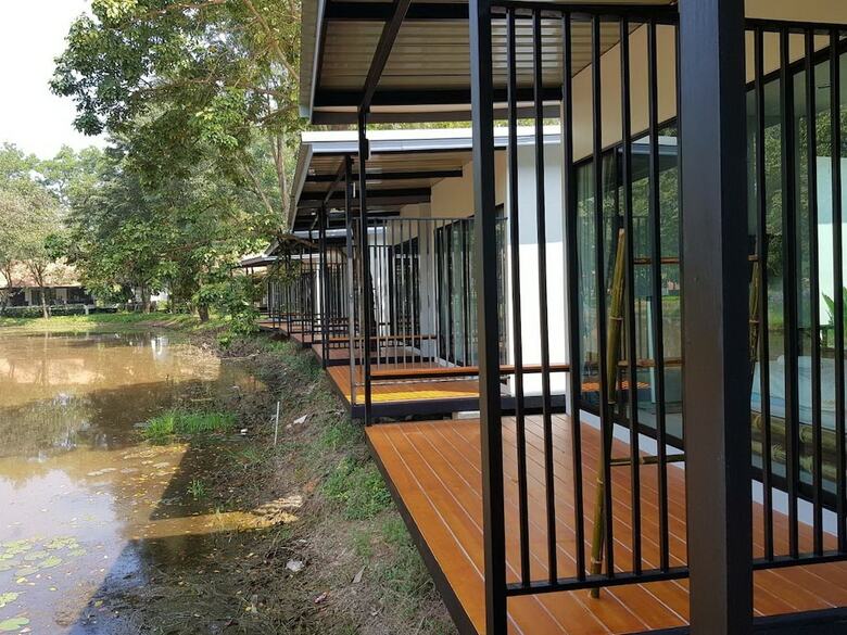 Hotel Saksupha Resort