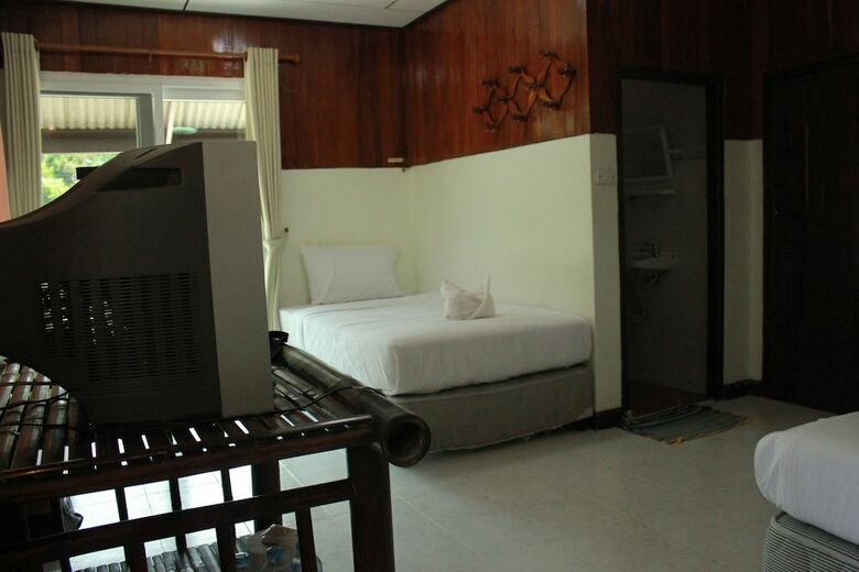 Hotel Saksupha Resort