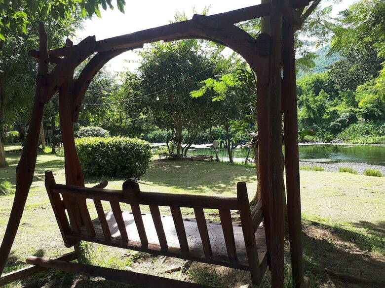 Hotel Baan Suansabaijai Resort