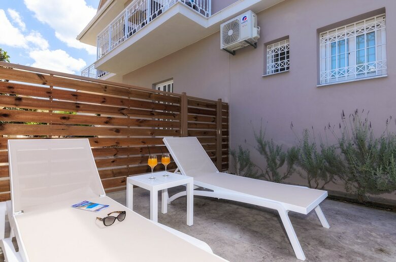 Apartamentos Nikos & Maria Studios