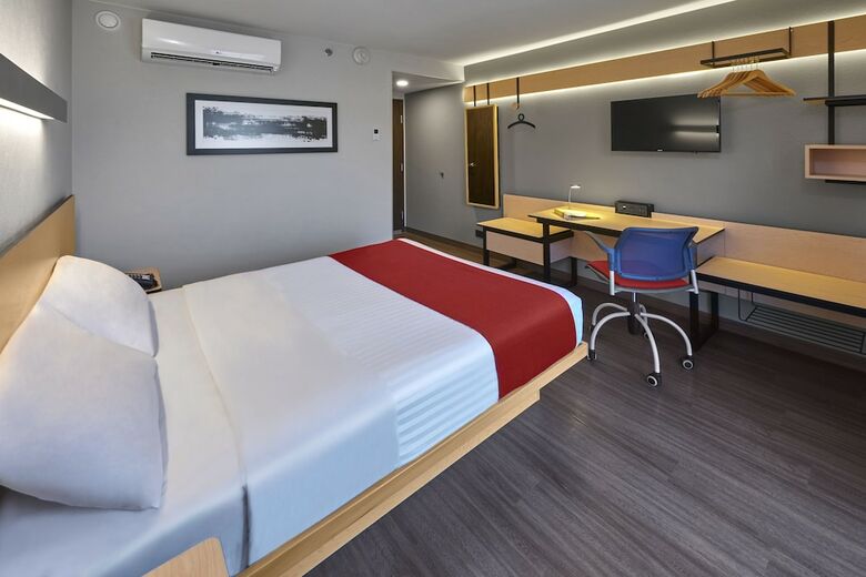 Hotel City Express Tijuana Otay