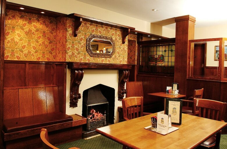 Londonderry Arms Hotel