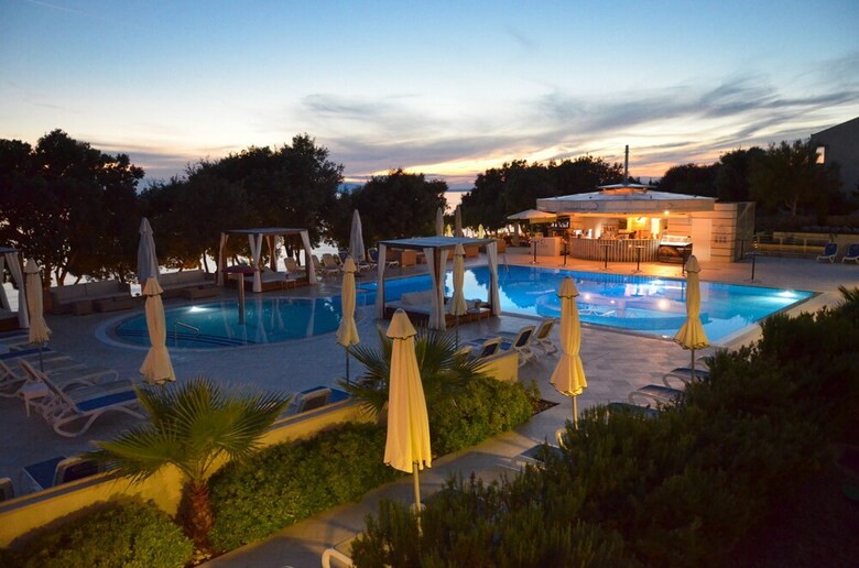 La Luna Hotel