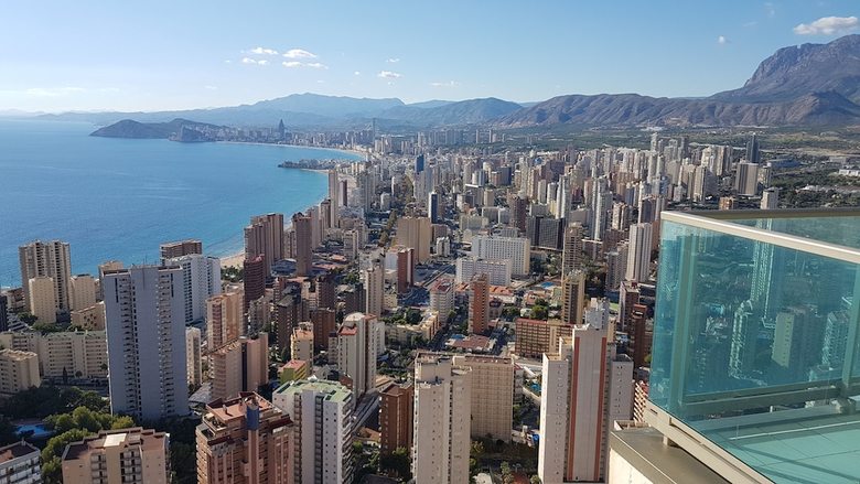 Apartamentos Benidorm Sky (torre Lugano)