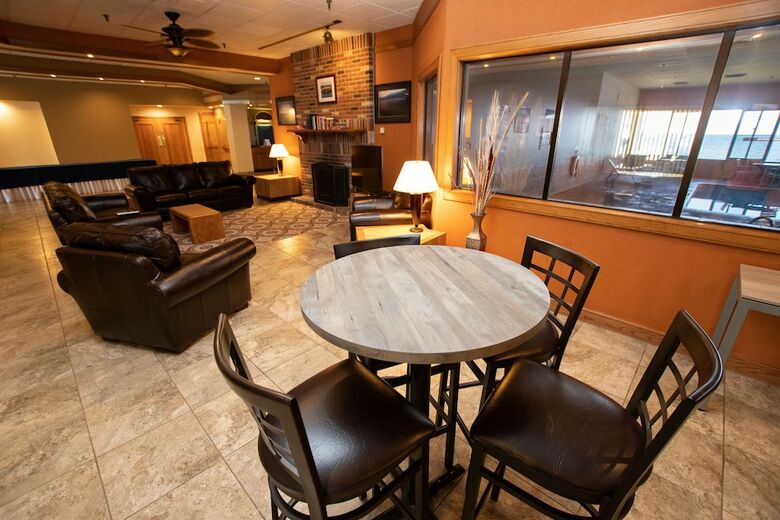 Hotel Tawas Bay Beach Resort