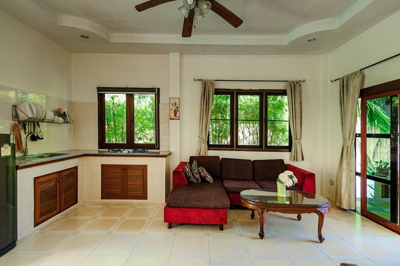 Hotel Samui Green Space Resort