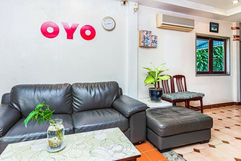 Oyo 454 Monaburi Hotel